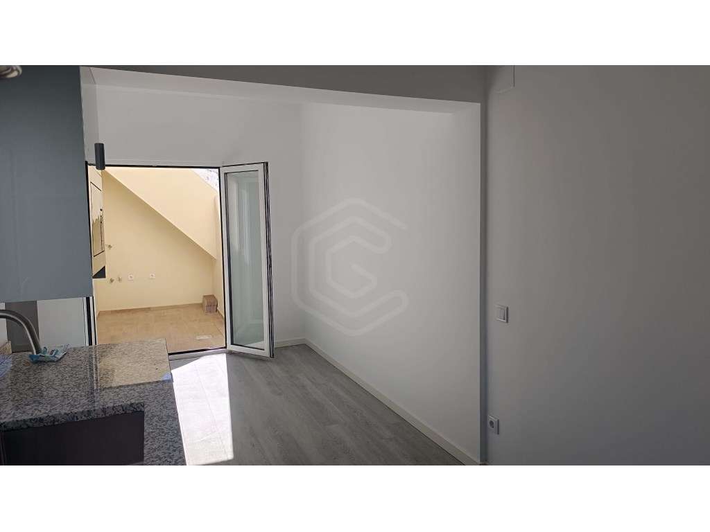 Moradia V2 em zona centro da Cidade de Faro, Algarve - Grande imagem: 5/18