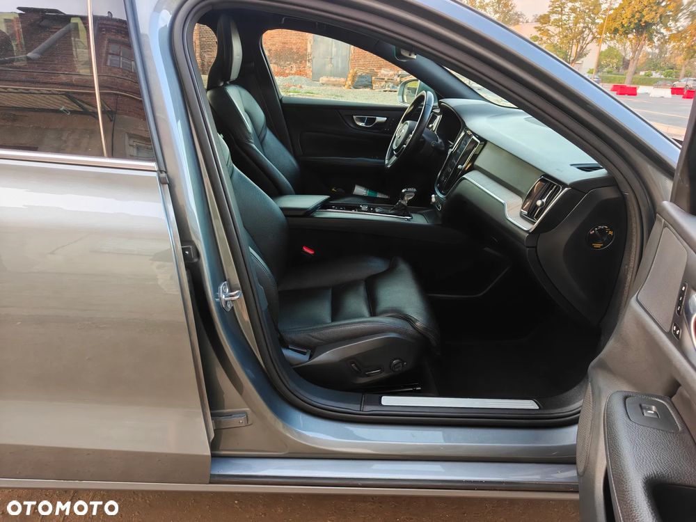 Volvo V60 - 16