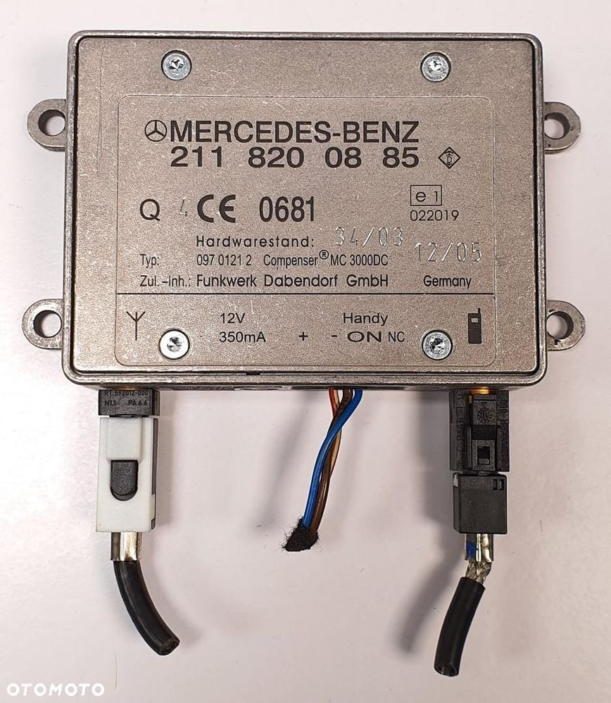 WZMACNIACZ ANTENY MERCEDES SL R230 2118200885 - 1