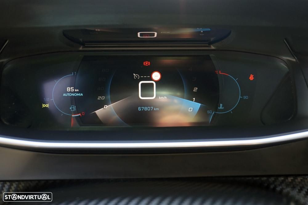 Peugeot 2008 1.2 PureTech GT Line - 26