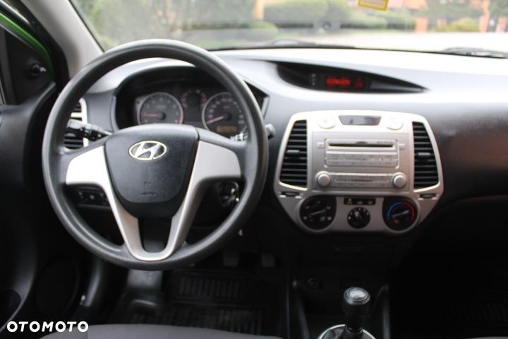Hyundai i20 - 19