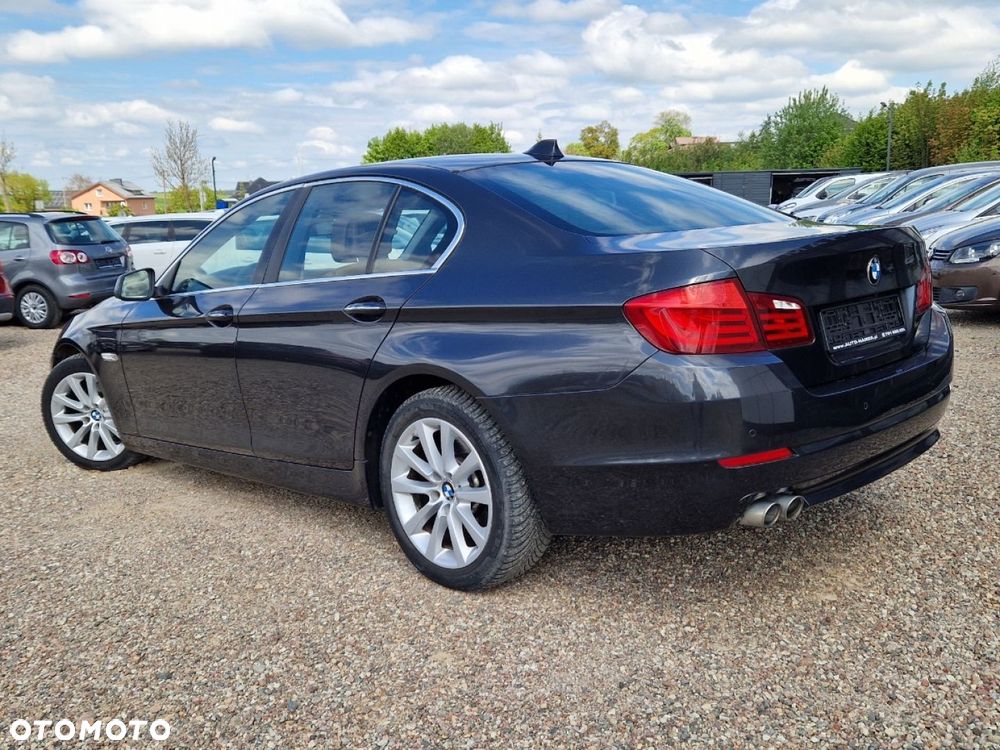 BMW Seria 5 520d Luxury Line - 3