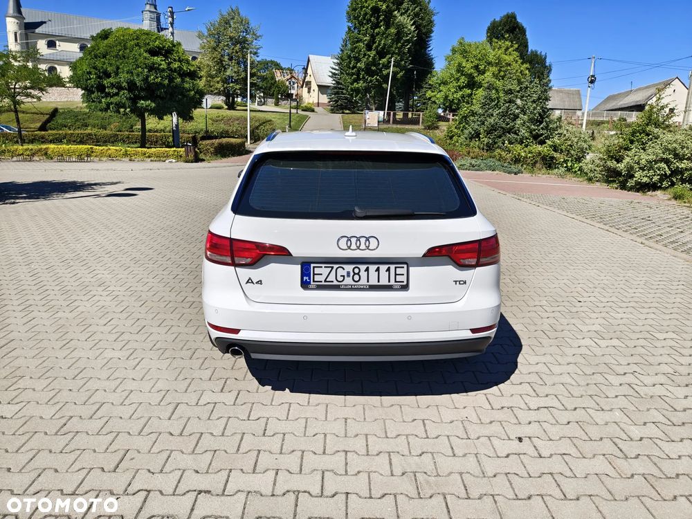 Audi A4 Avant 2.0 TDI S tronic - 8