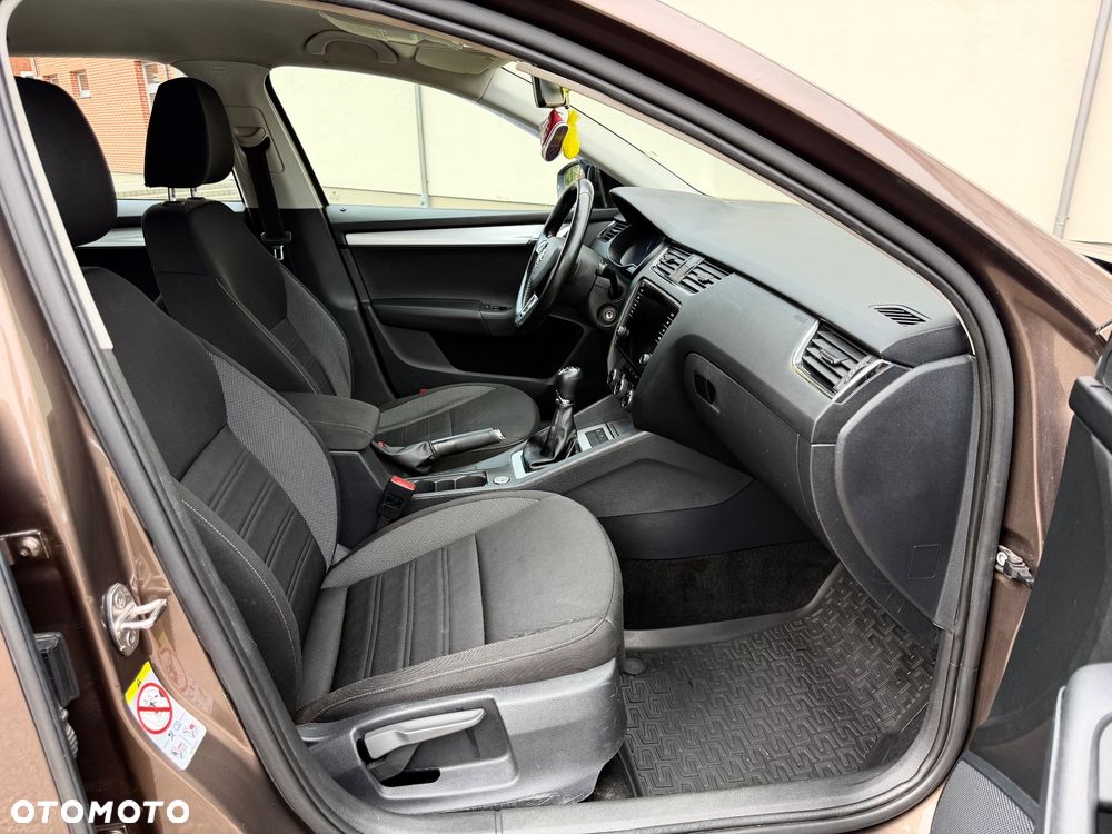 Skoda Octavia 1.6 TDI Business - 22