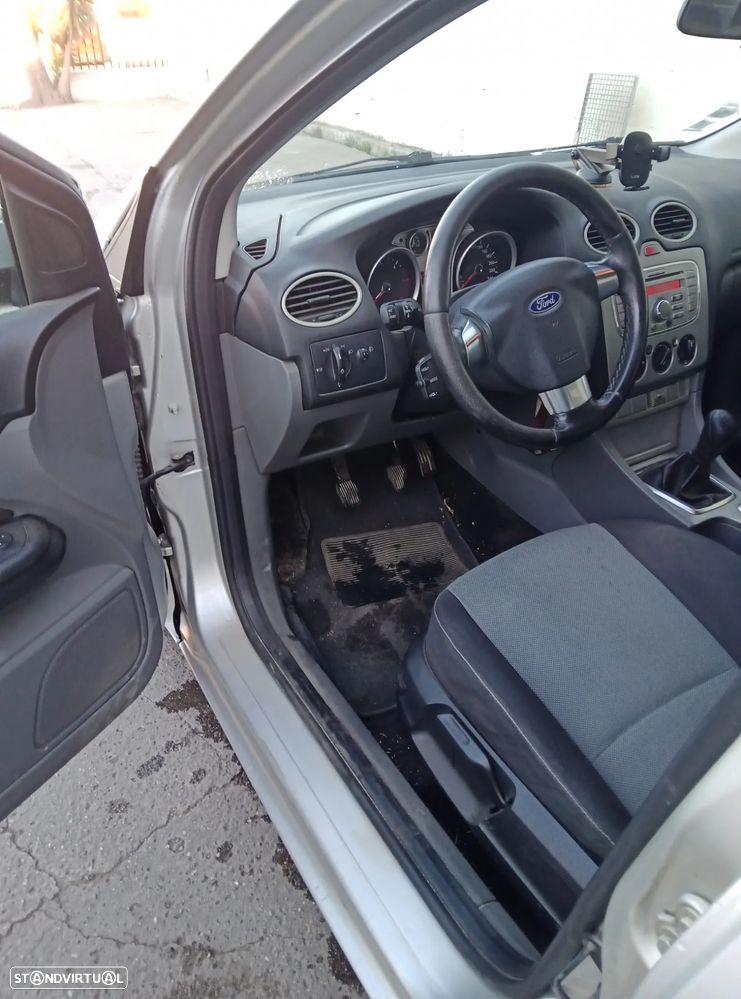 Ford Focus SW 1.6 TDCi S - 4