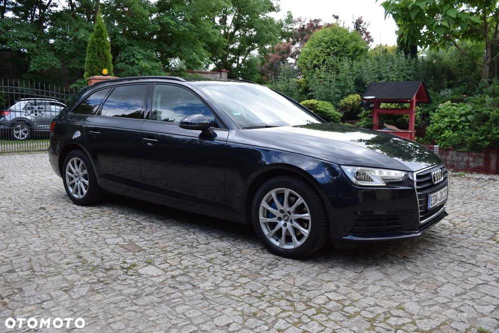 Audi A4 Avant 2.0 TDI S tronic - 10