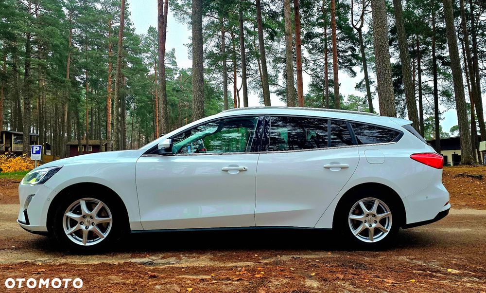 Ford Focus 1.5 EcoBlue STart-Stopp-System TITANIUM - 2