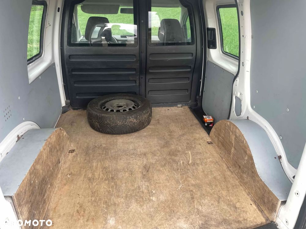 Volkswagen Caddy - 4