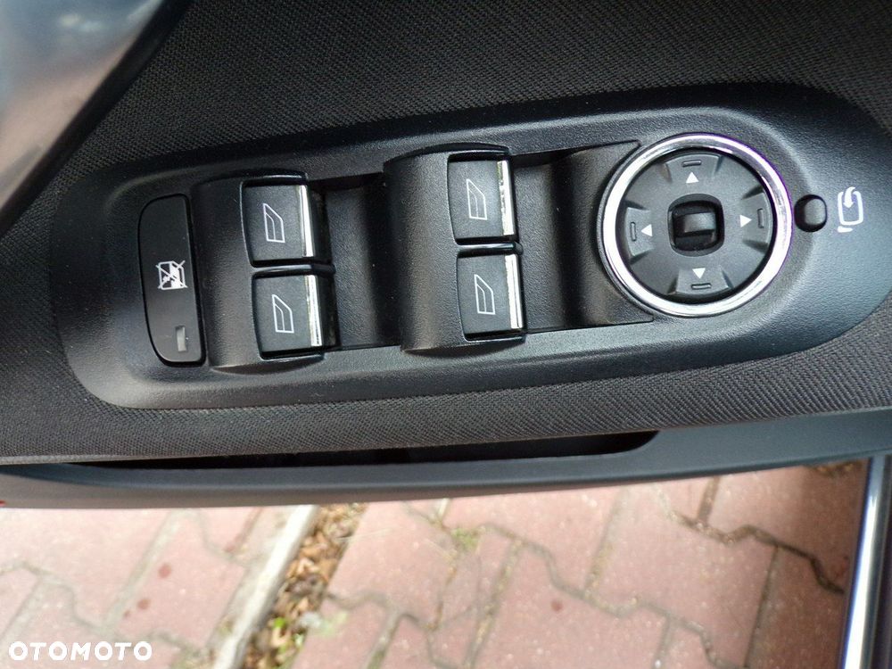Ford Mondeo - 20