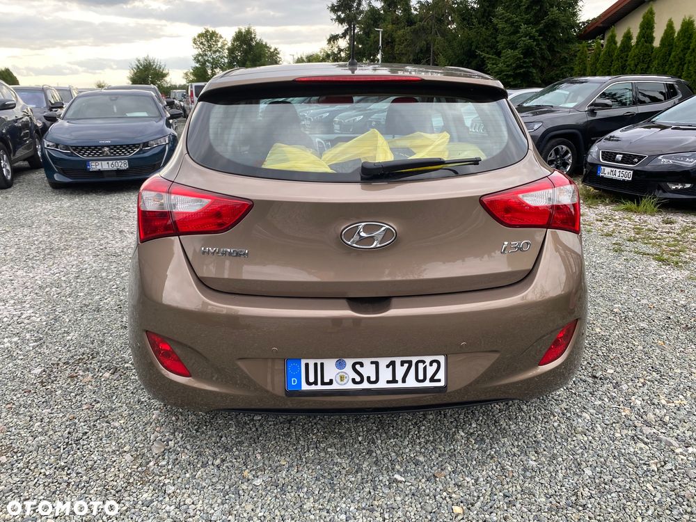 Hyundai i30 1.4 Fifa World Cup Edition - 5
