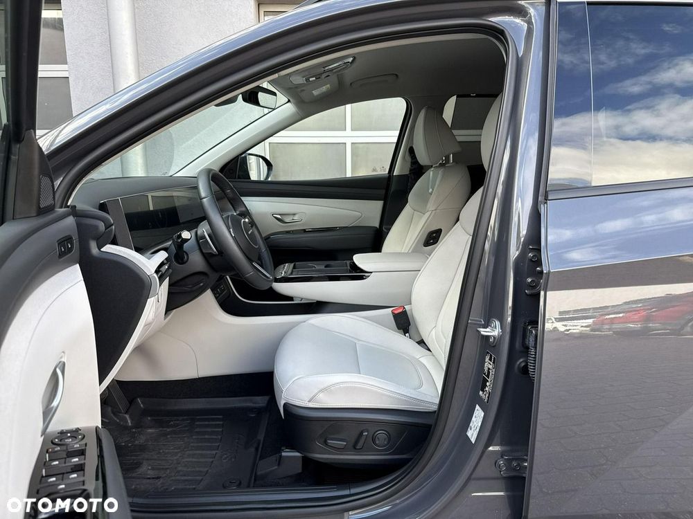 Hyundai Tucson - 12
