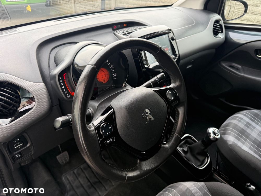 Peugeot 108 VTI 72 Top Allure - 6