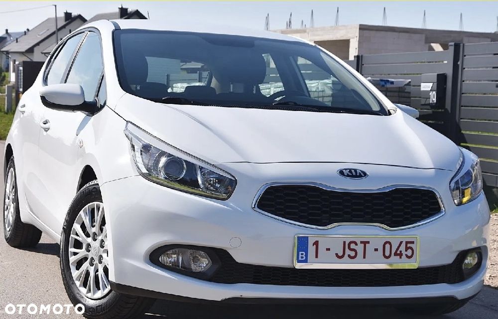 Kia Ceed - 2