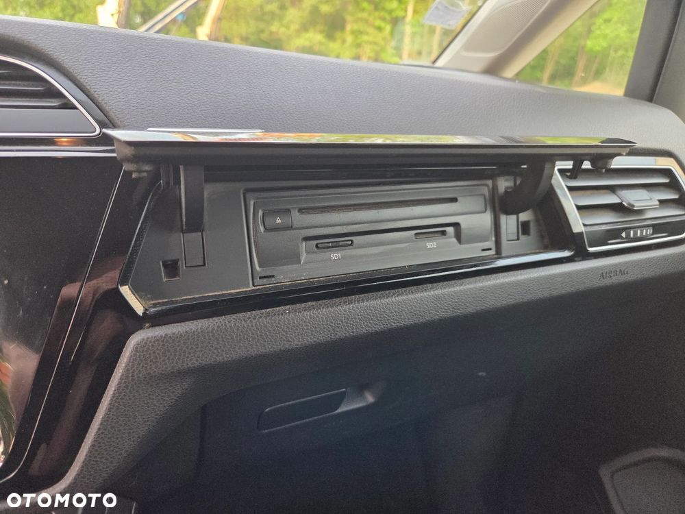 Volkswagen Touran 1.6 TDI SCR (BlueMotion Technology) DSG SOUND - 11