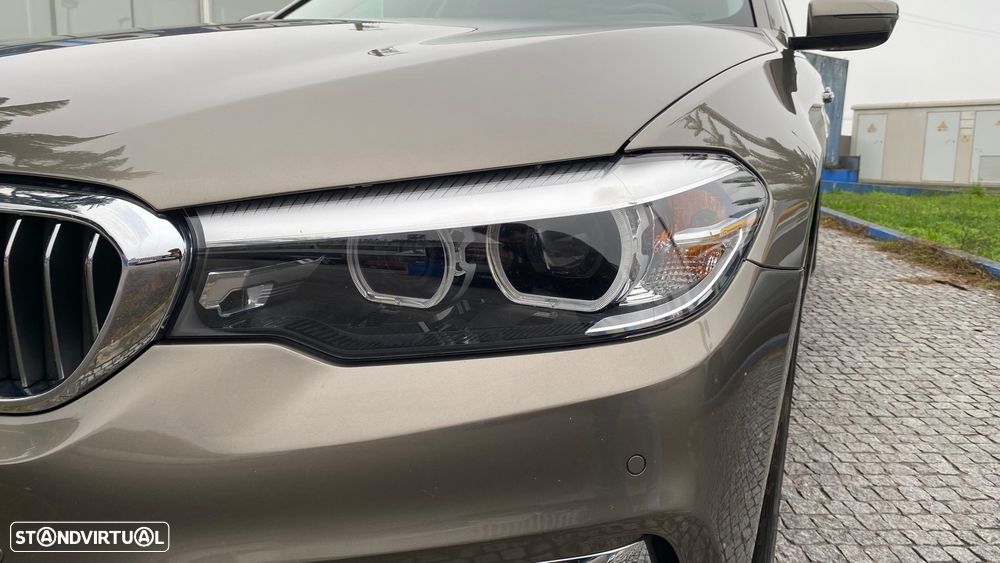 BMW 530 e iPerformance Line Luxury - 18