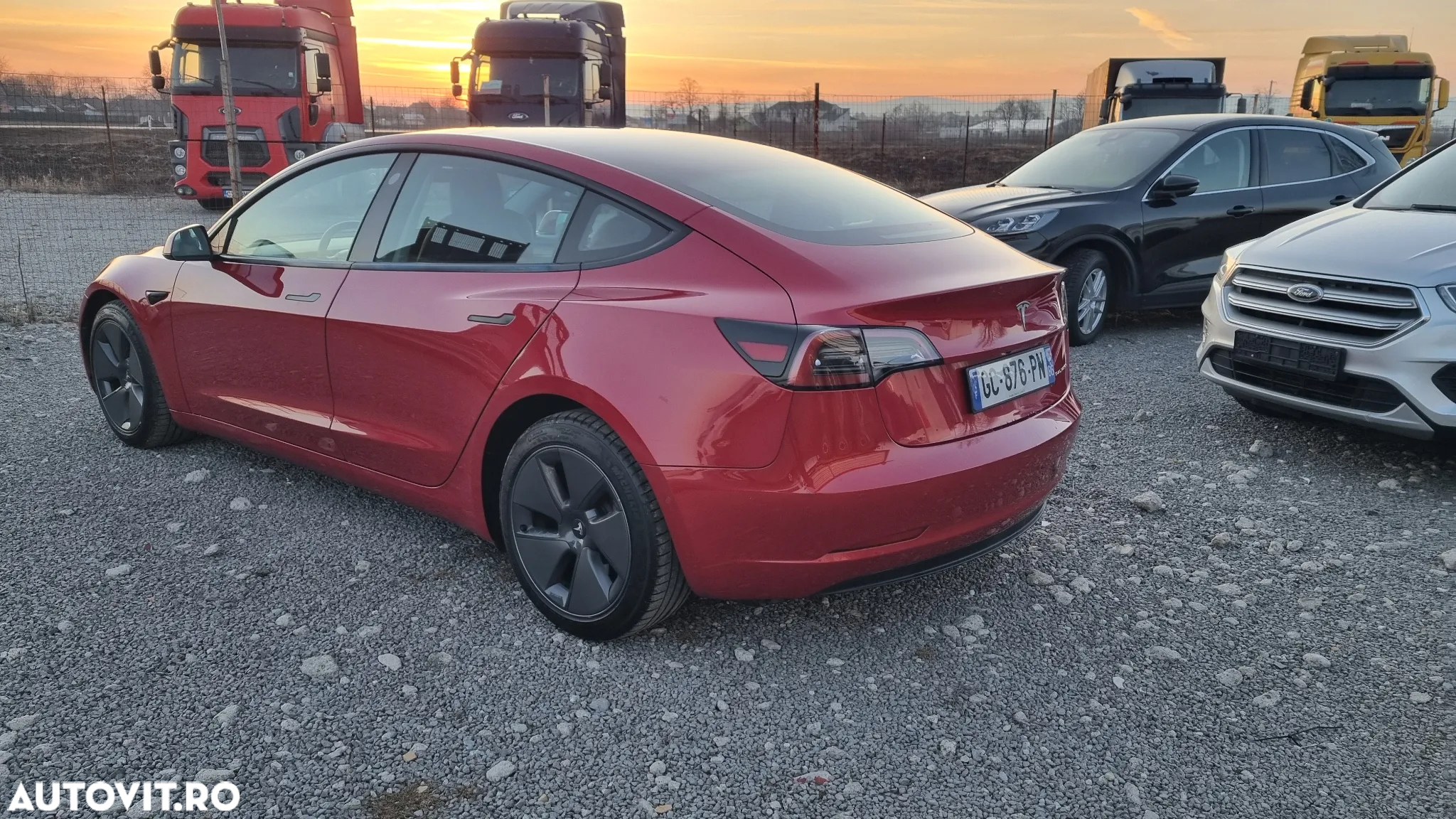 Tesla Model 3 Langstreckenbatterie Allradantrieb Dual Motor - 3