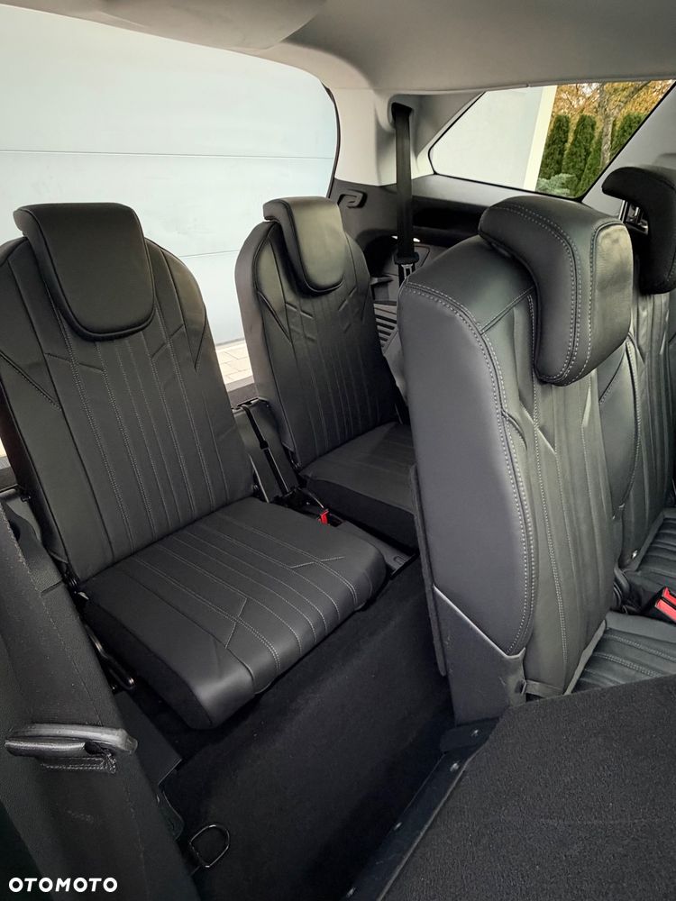 Peugeot 5008 - 22