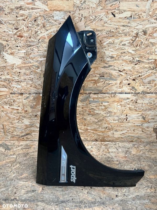 BŁOTNIK prawy OPEL TIGRA B sport Kod lakieru: Z42T