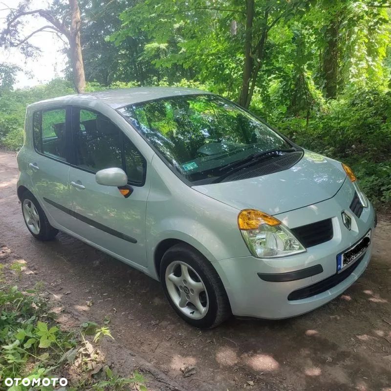 Renault Modus - 1