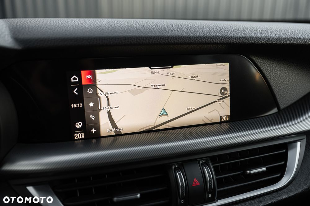 Alfa Romeo Stelvio 2.0 Turbo 16V AT8-Q4 Veloce - 32