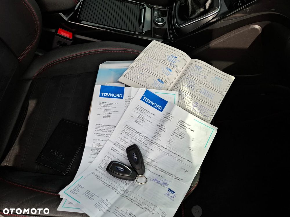Ford Kuga 2.0 TDCi 4x2 ST-Line - 26