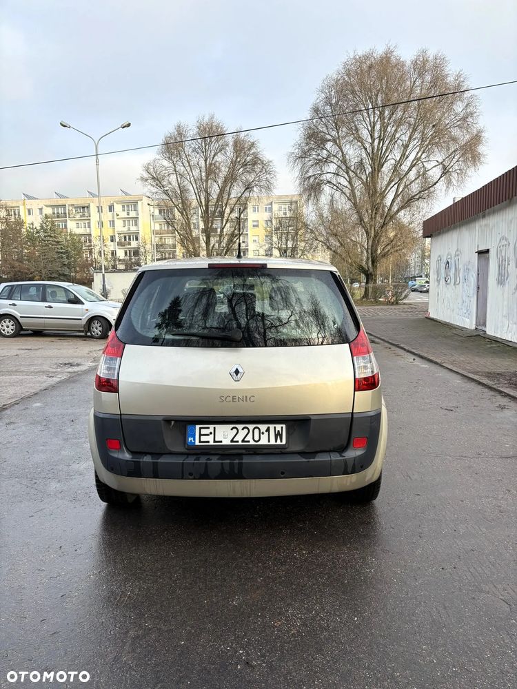Renault Scenic 1.6 16V Confort Expression - 4