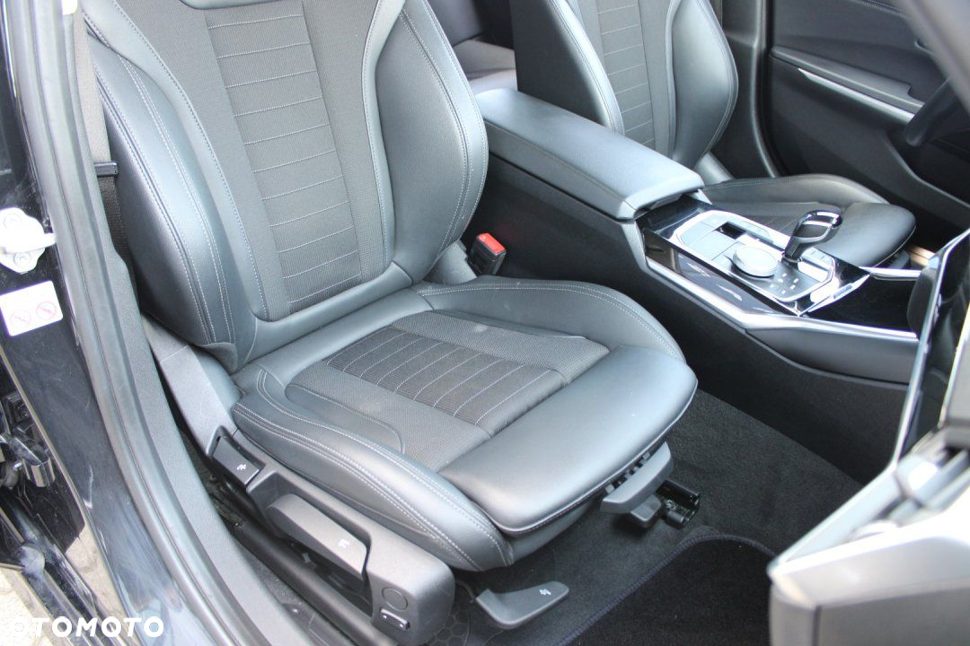 BMW Seria 3 - 21