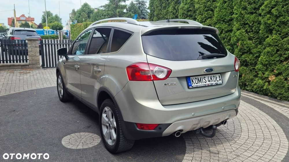 Ford Kuga - 4