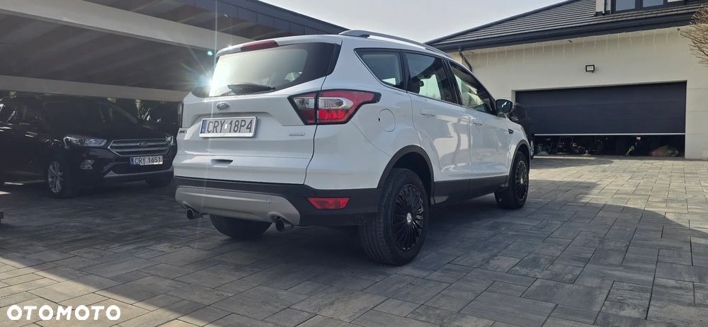 Ford Kuga - 9
