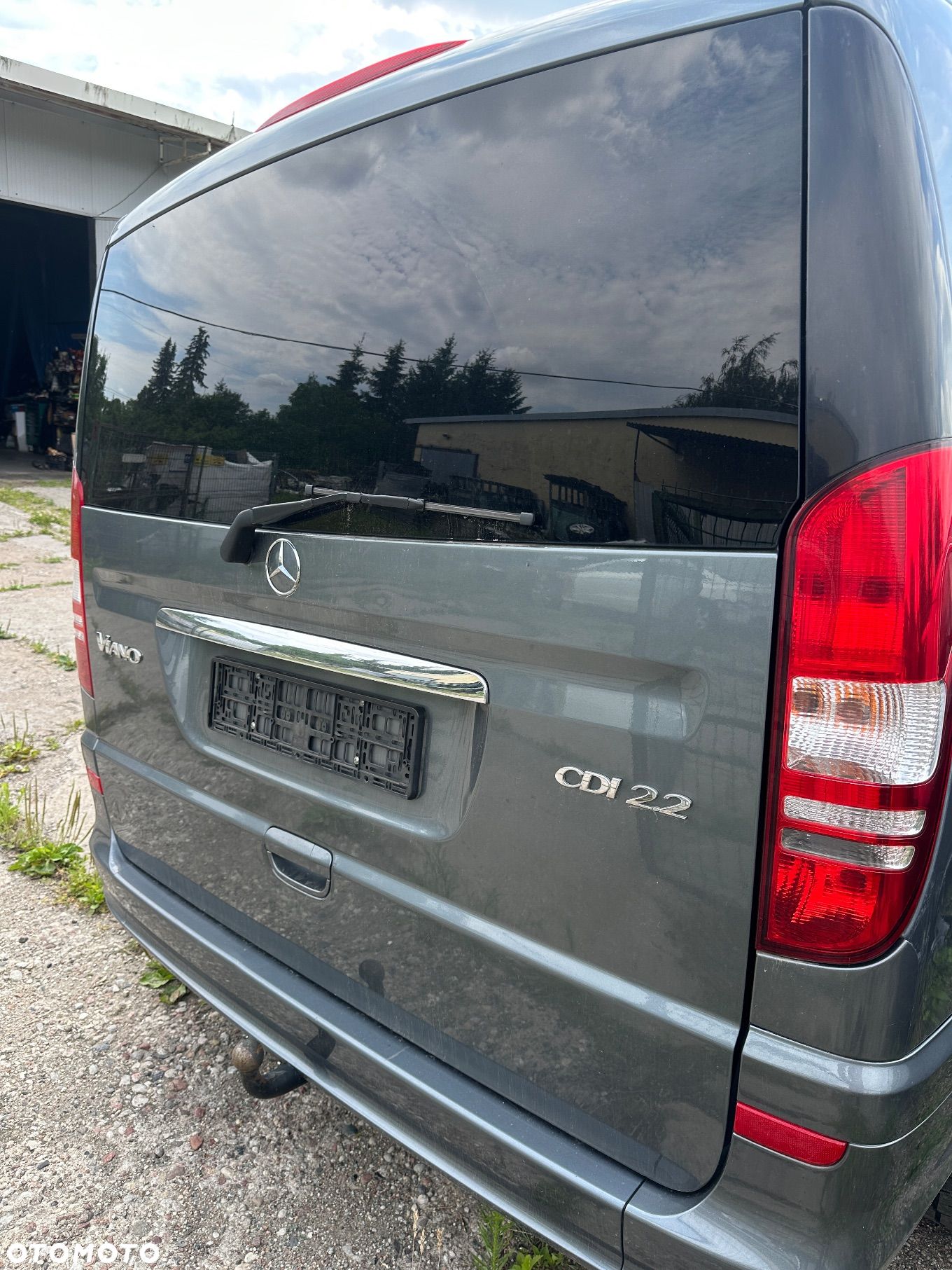 MERCEDES vito viano 639 lampa tył tylna LIFT    prawa - 1