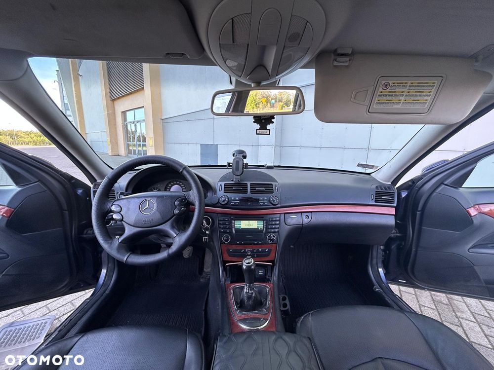Mercedes-Benz Klasa E 220 CDI Classic - 13
