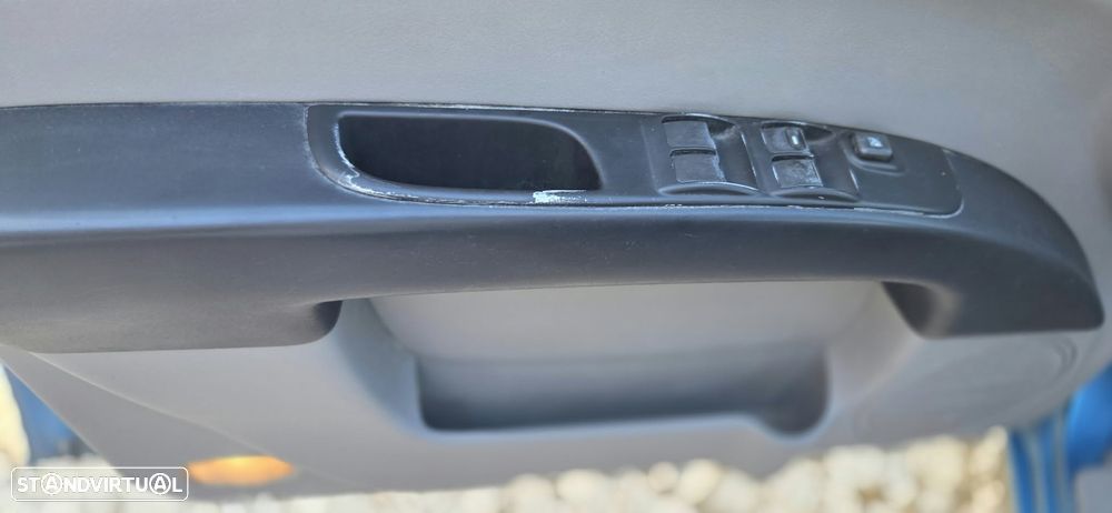 Mitsubishi L200 Pick Up 4x4 Intense Cabine Dupla - 22