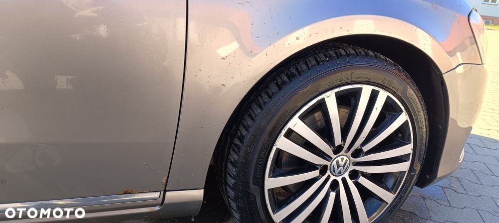 Volkswagen Passat - 5