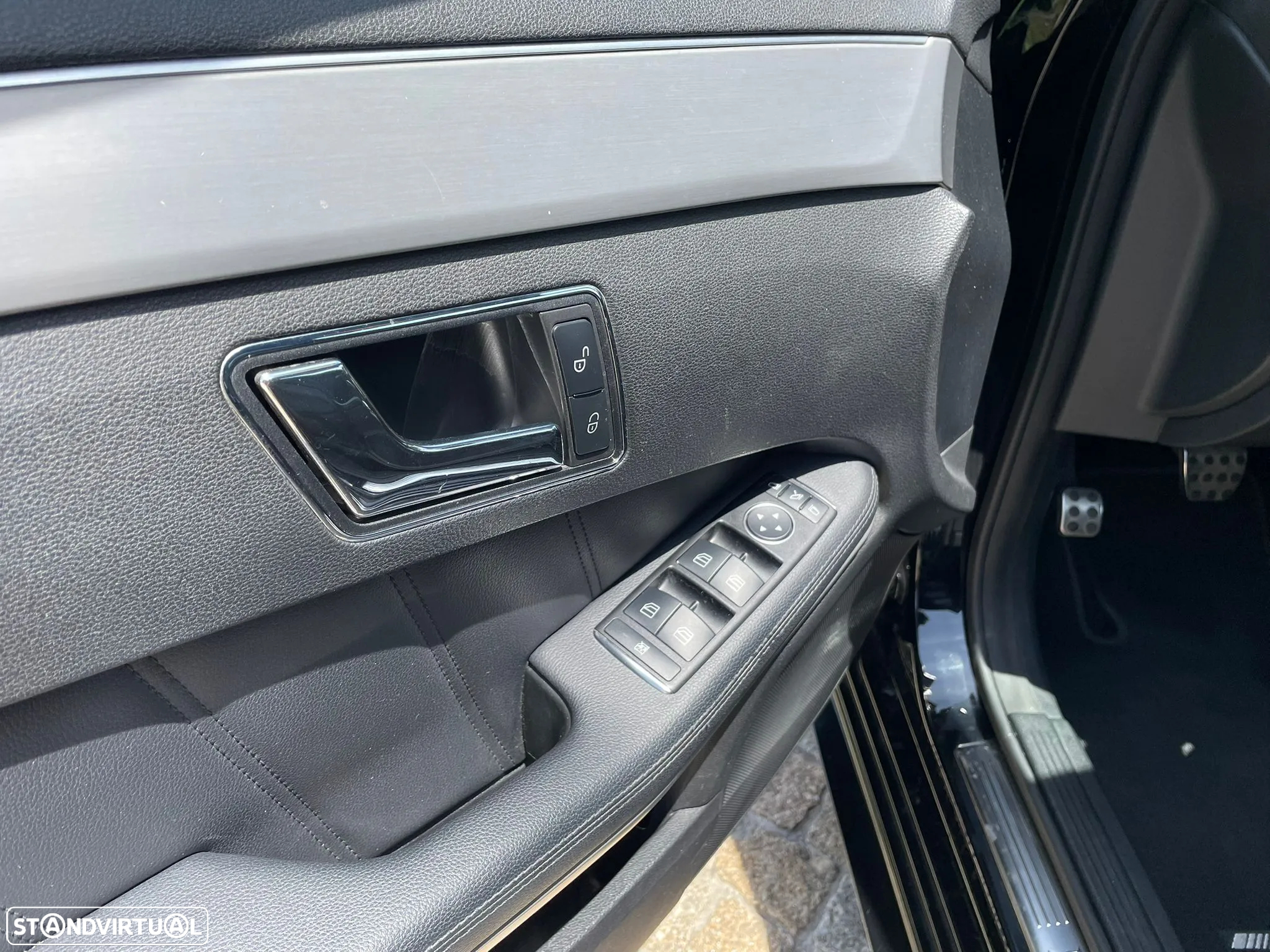 Mercedes-Benz E 250 T CDI DPF BlueEFFICIENCY Avantgarde - 18