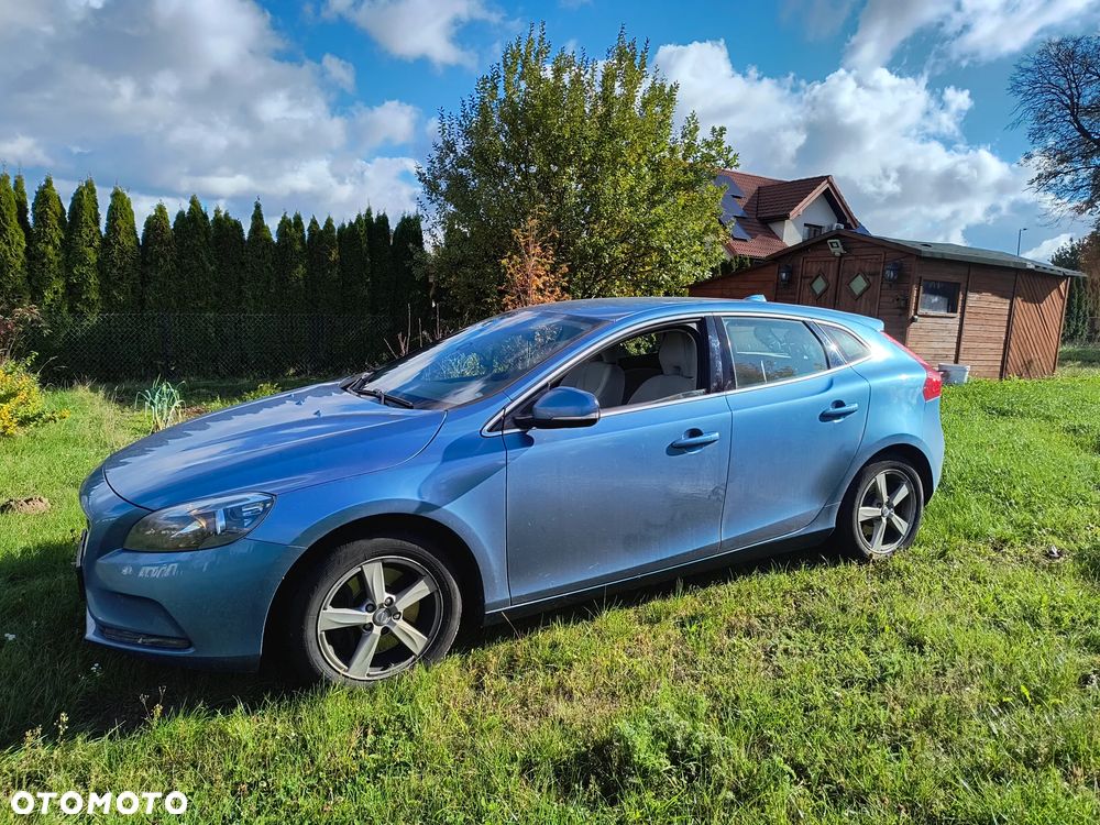 Volvo V40 D4 Momentum - 2