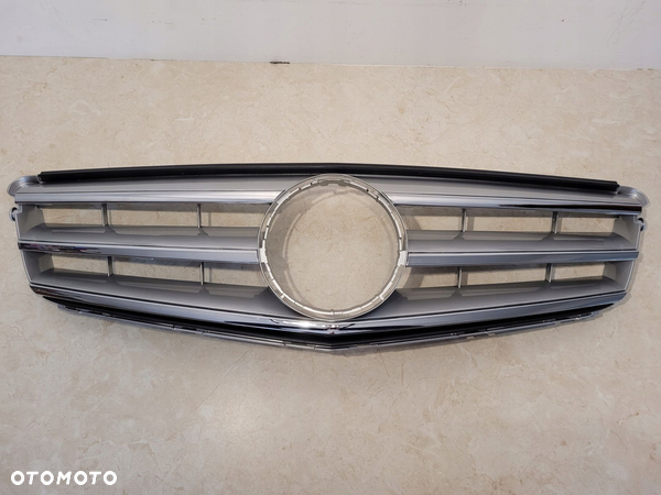 MERCEDES C W204 W204 LIFT ATRAPA GRILL AVANTGARDE