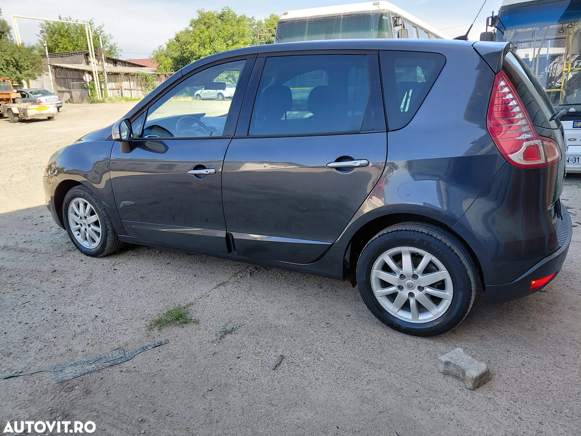 Renault Scenic 1.5dCi Expression - 4