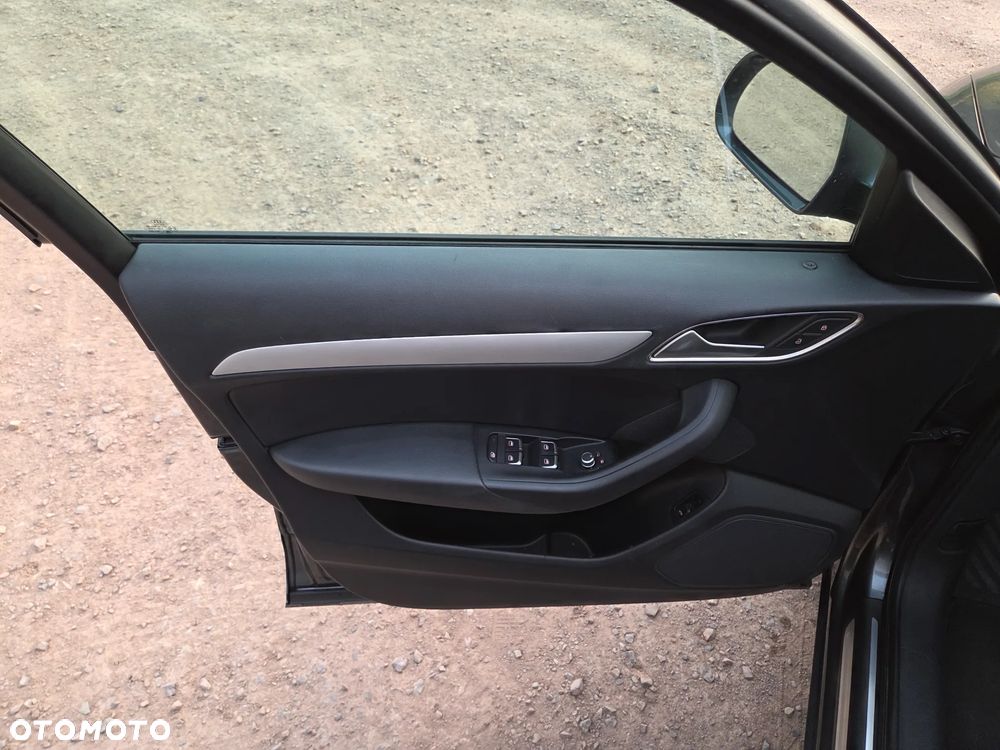 Audi Q3 40 TFSI Quattro S-Line S tronic - 23