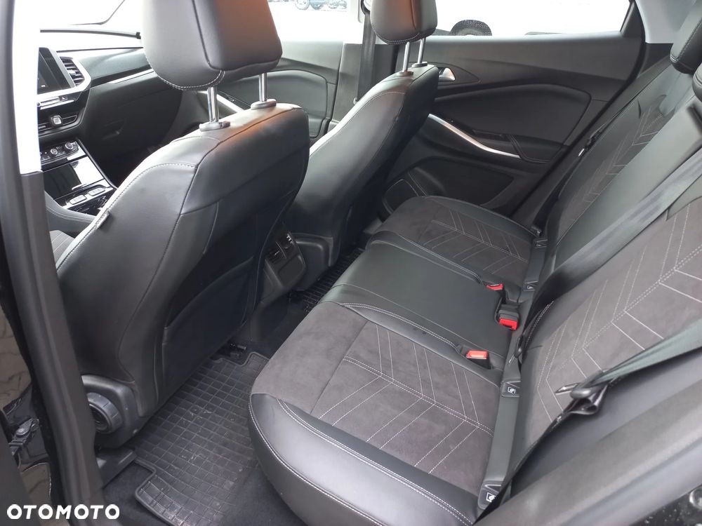 Opel Grandland 1.2 T GS S&S - 10