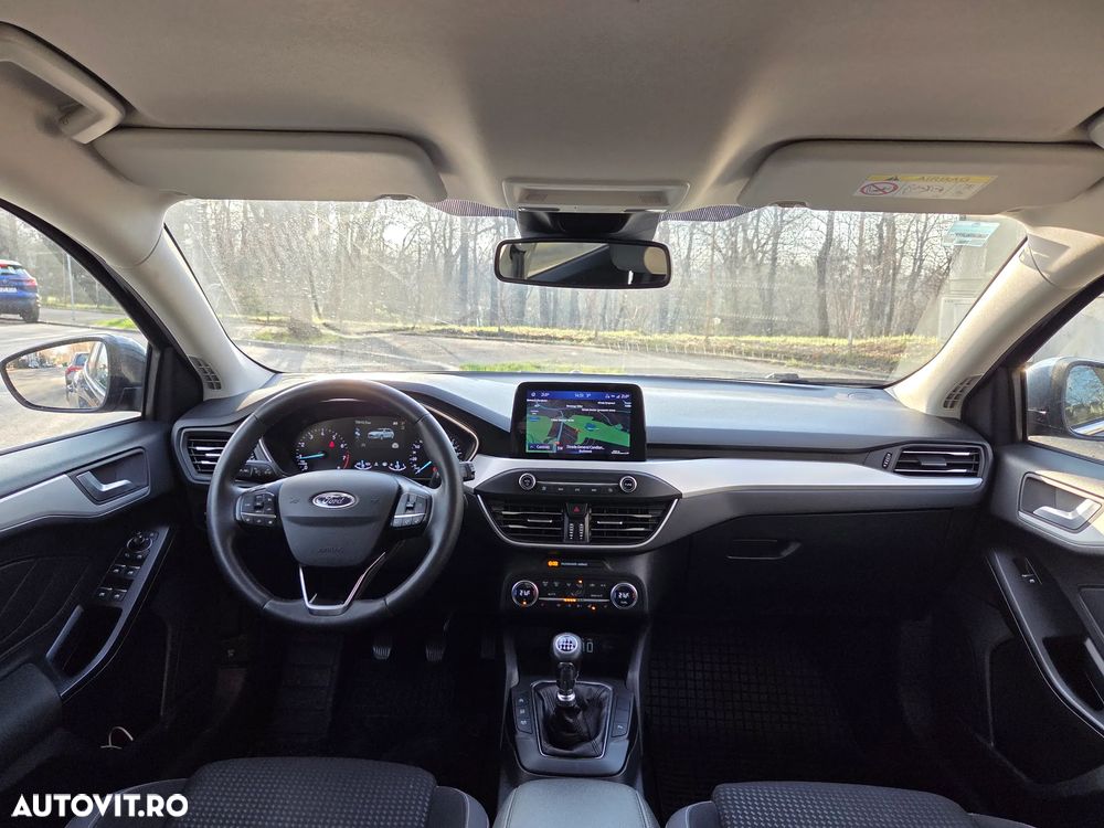 Ford Focus 1.0 EcoBoost MHEV Connected - 9