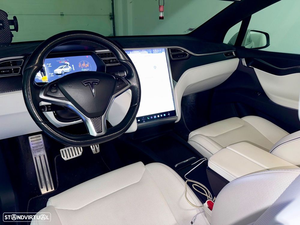 Tesla Model X P100D - 8