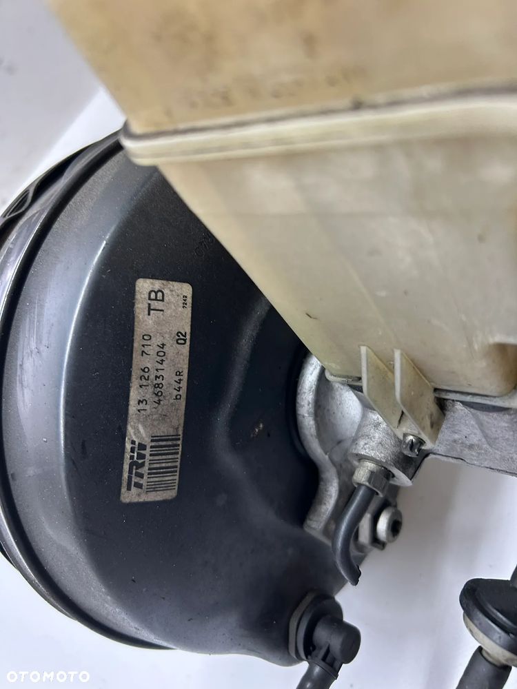Saab 93 9-3 serwo hamulcowe pompa hamulcowa 03-11 Europa 13126710 - 2