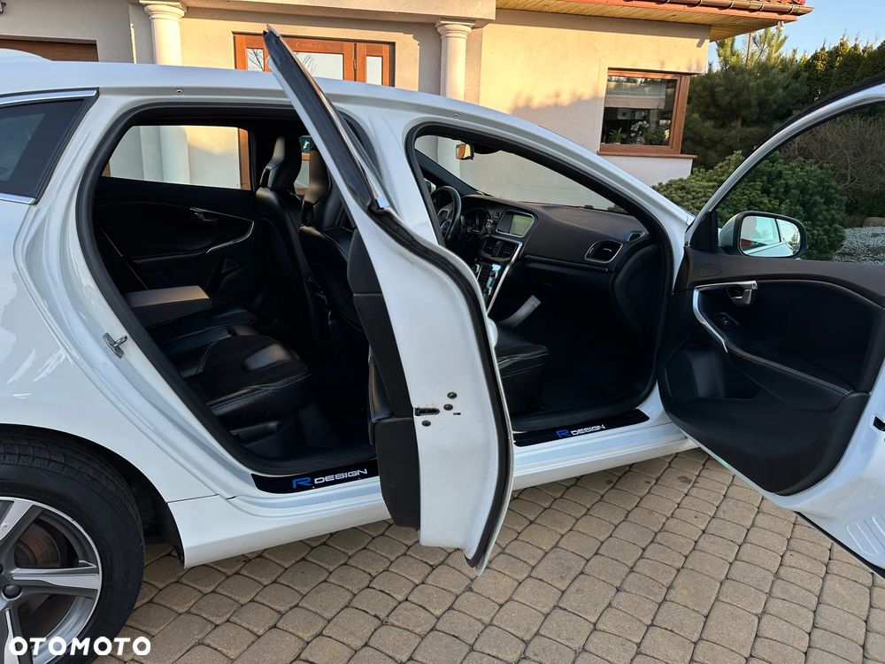 Volvo V40 D2 RDesign - 23