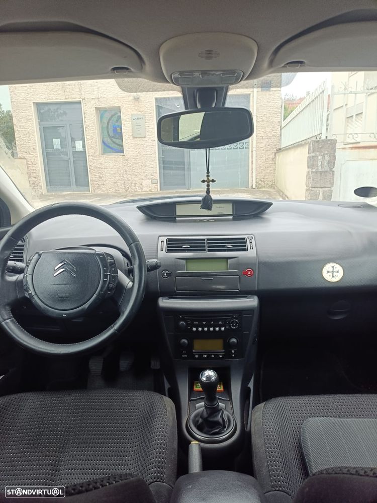 Citroën C4 1.6 HDi Attraction - 7
