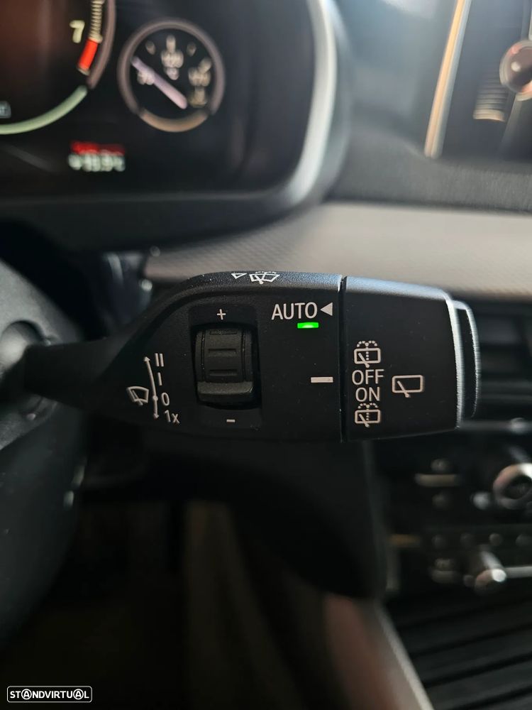 BMW X5 40e xDrive Pack M - 26