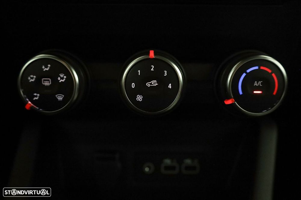 Renault Clio 1.0 TCe Evolution Bi-Fuel - 12