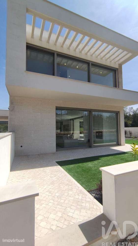 Casa / Villa T3 em Rio Maior de 226,00 m2 - Grande imagem: 4/30