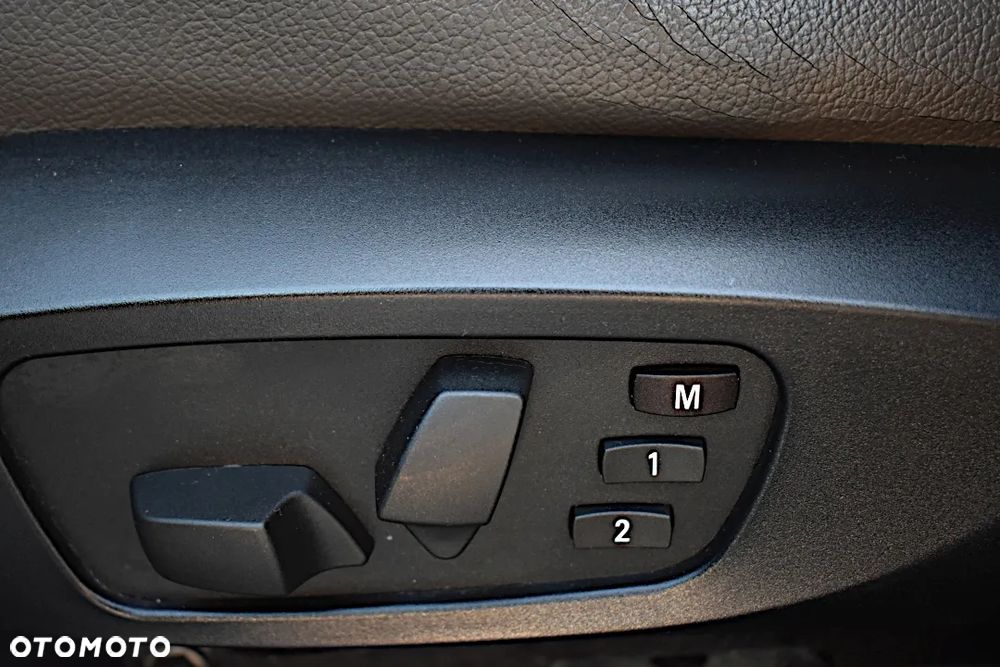 BMW X3 xDrive20d - 28