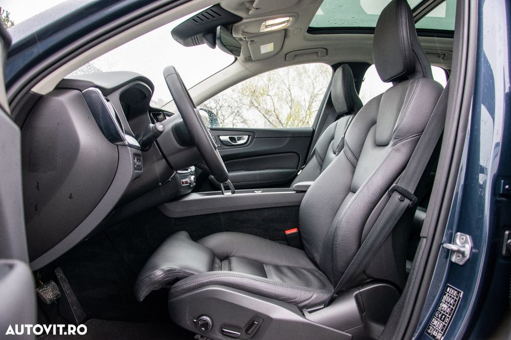 Volvo XC 60 Recharge T6 Twin Engine eAWD Inscription Expression - 14