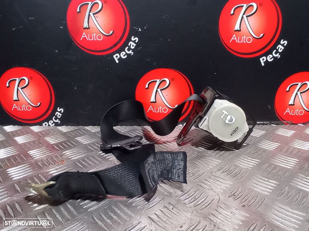 Cinto Trás Direito Toyota Corolla Verso (_E12_) - 1